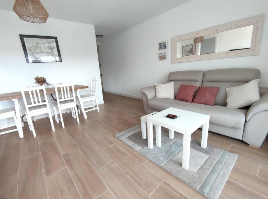 Amplio Apartamento Con Piscina Al Lado De La Playa Castell-Platja d’Aro Exterior foto